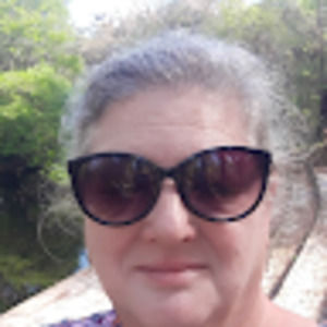 Meet your Posher, Janis